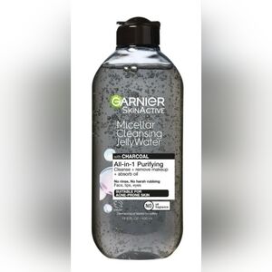 Garnier Skincare Cleanser - Gray and White